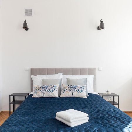 Old Town Velvet Studio Apartment Warsaw Ngoại thất bức ảnh